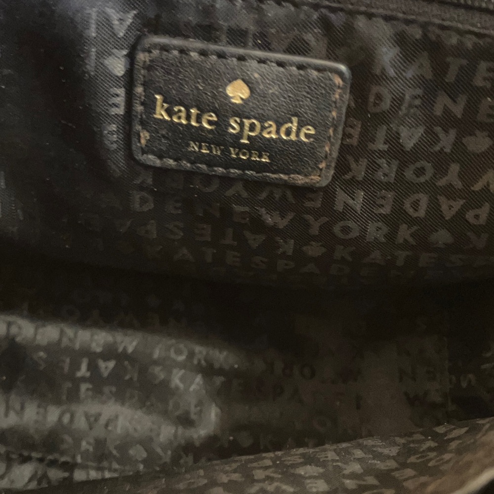 Kate Spade Black Pebble Leather Crossbody. - Picture 4 of 4